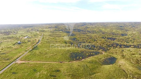 Terreno para Venda em Grândola e Santa Margarida da Serra