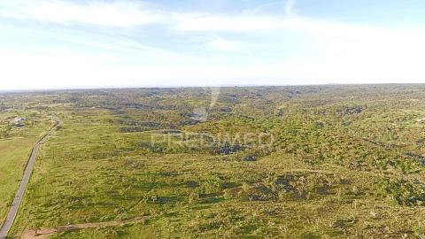 Terreno para Venda em Grândola e Santa Margarida da Serra