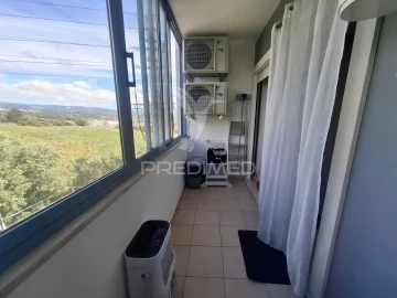Apartamento T2 para Venda em Alcobaça e Vestiaria