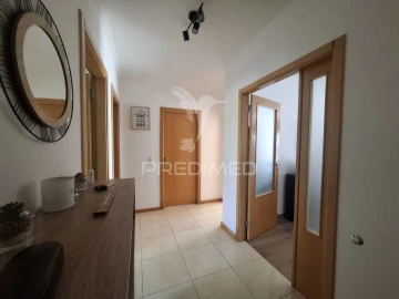 Apartamento T2 para Venda em Alcobaça e Vestiaria