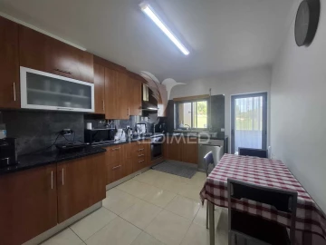Apartamento T2 para Venda em Alcobaça e Vestiaria