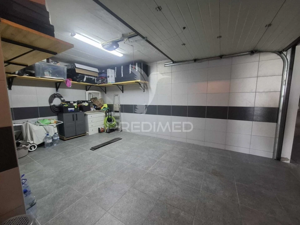 Apartamento T2 para Venda em Alcobaça e Vestiaria Foto 29