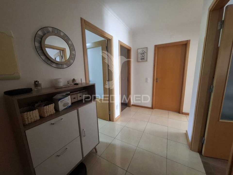 Apartamento T2 para Venda em Alcobaça e Vestiaria Foto 1