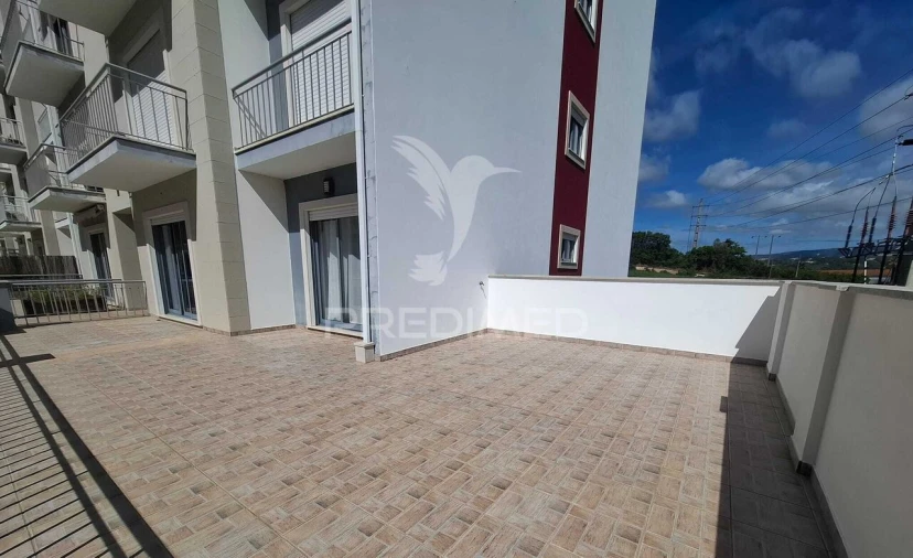 Apartamento T2 para Venda em Alcobaça e Vestiaria Foto 26