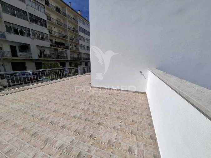 Apartamento T2 para Venda em Alcobaça e Vestiaria Foto 24