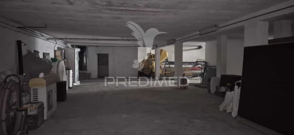 Armazém para Venda em Real, Dume e Semelhe