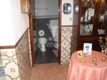 Moradia T4 para Venda em Montalvão