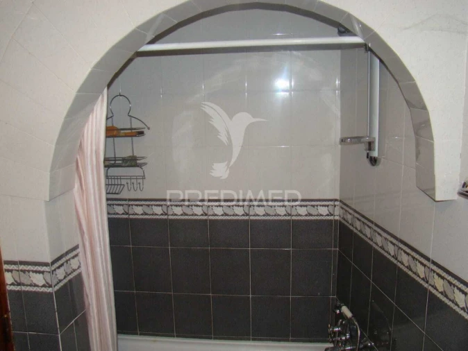 Moradia T4 para Venda em Montalvão Foto 4