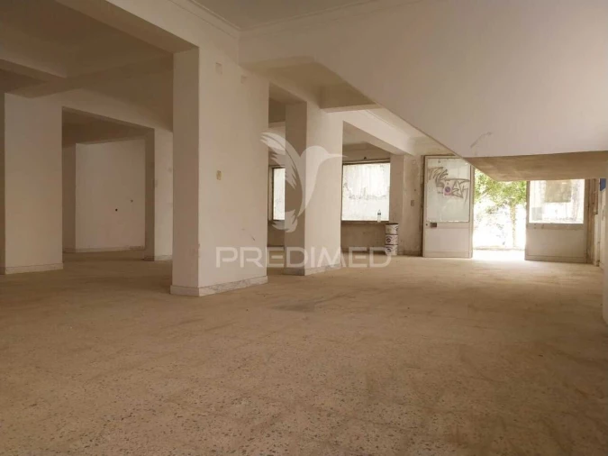 Loja para Arrendamento em Cacém e São Marcos Foto 4