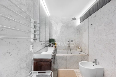 Apartamento T3 para Venda em Aldoar, Foz do Douro e Nevogilde