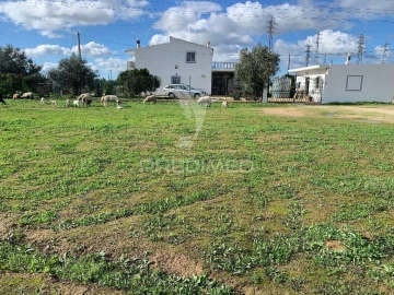 Moradia T0 para Venda em Algoz e Tunes