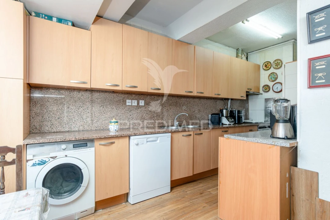 Apartamento T3 para Venda em Laranjeiro e Feijó Foto 24