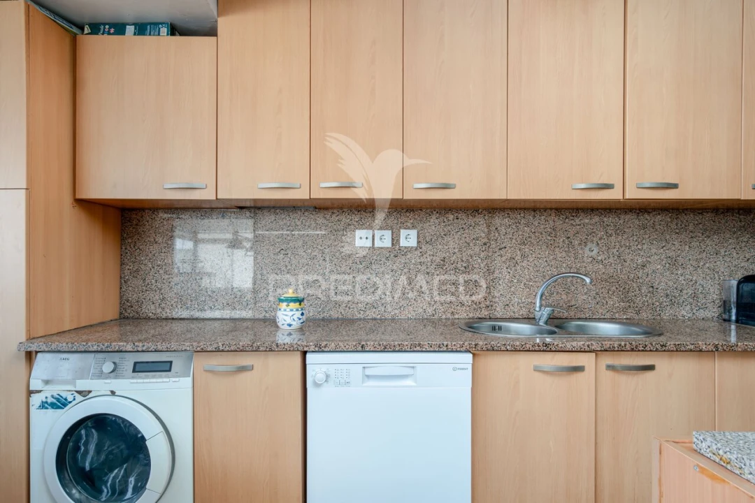 Apartamento T3 para Venda em Laranjeiro e Feijó Foto 23