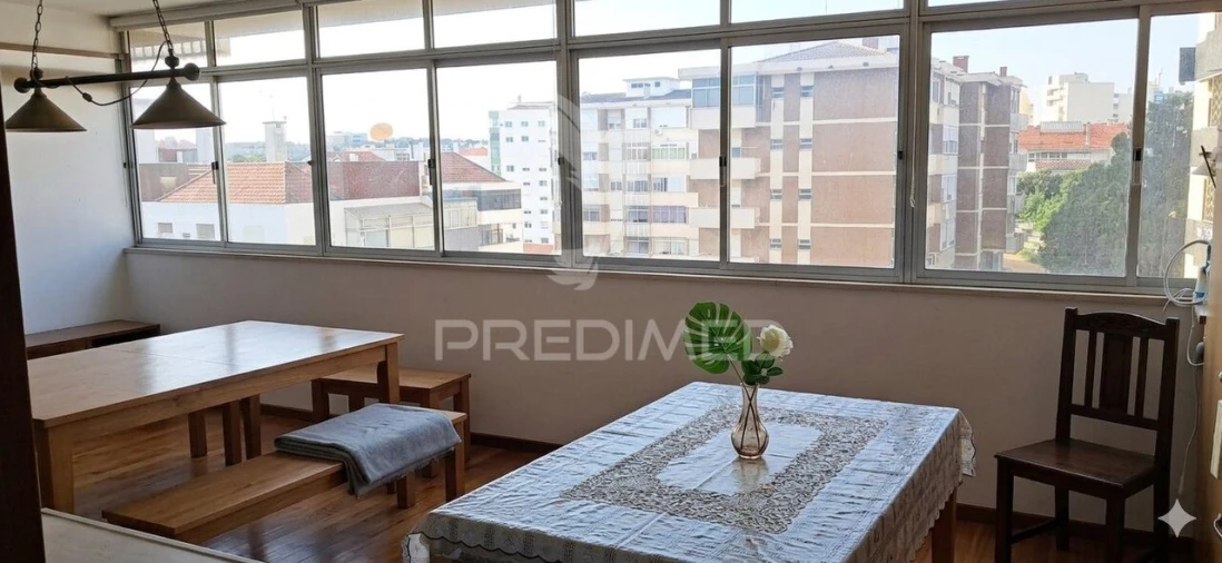 Apartamento T3 para Venda em Laranjeiro e Feijó Foto 6