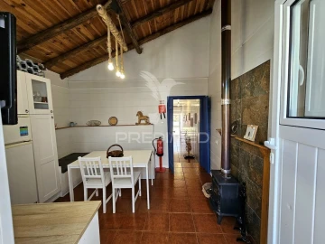 Moradia T1 para Venda em Entradas