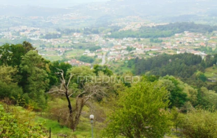 Terreno para Venda em Lordelo