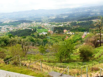 Terreno para Venda em Lordelo