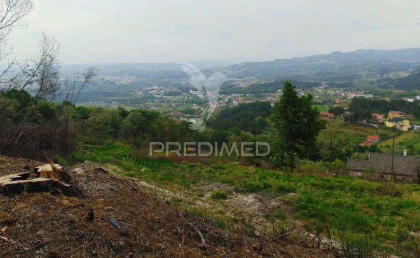 Terreno para Venda em Lordelo Foto 4