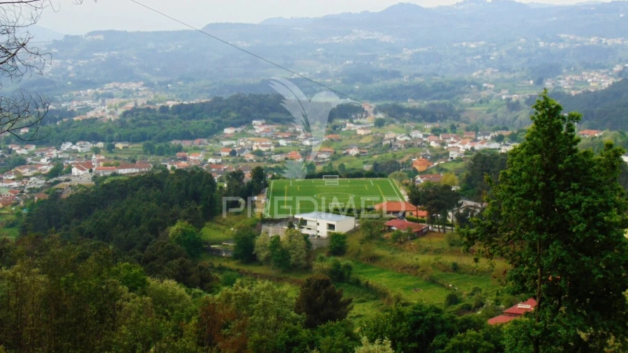 Terreno para Venda em Lordelo