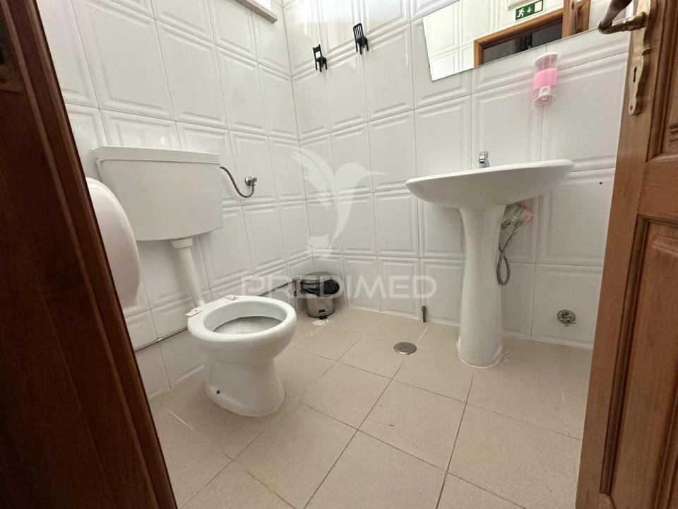 Loja para Trespasse em Gualtar Foto 10