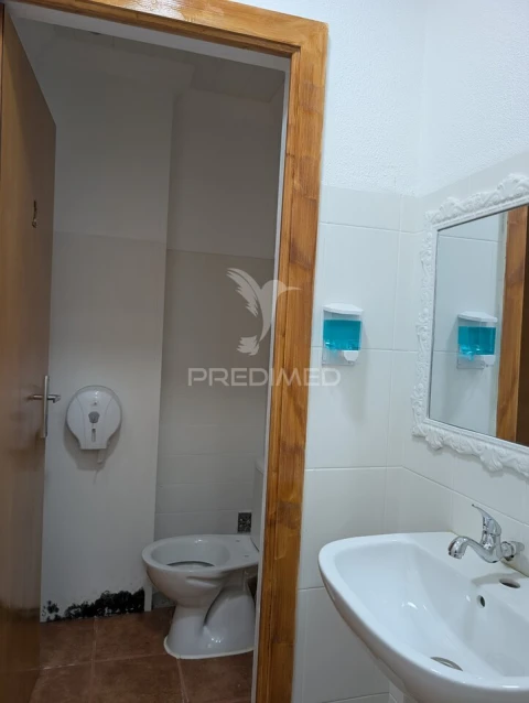 Loja para Arrendamento em Benavente