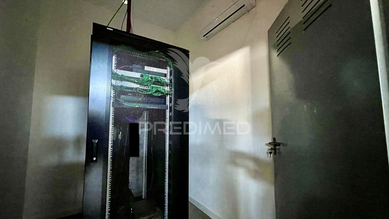 Armazém para Venda em Seixal, Arrentela e Aldeia de Paio Pires Foto 27