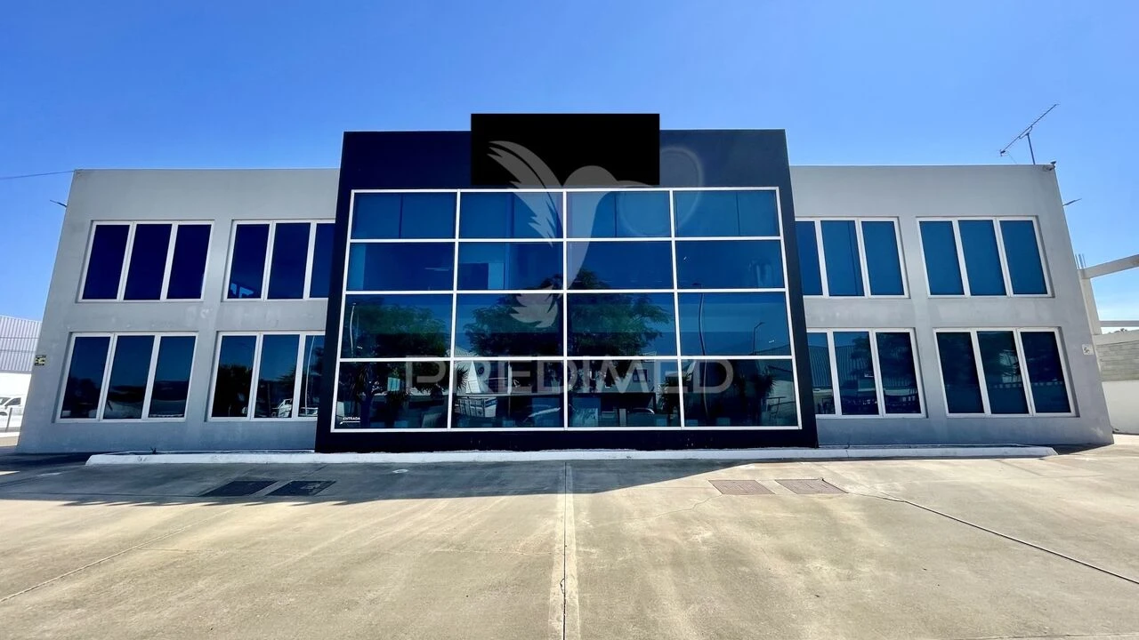 Armazém para Venda em Seixal, Arrentela e Aldeia de Paio Pires Foto 36