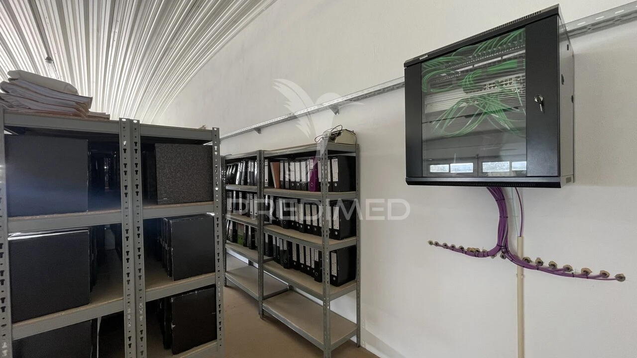 Armazém para Venda em Seixal, Arrentela e Aldeia de Paio Pires Foto 32