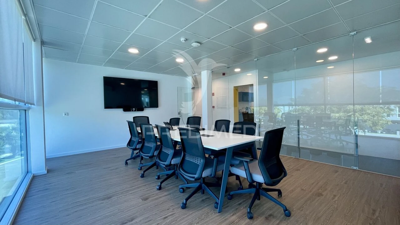 Armazém para Venda em Seixal, Arrentela e Aldeia de Paio Pires Foto 25