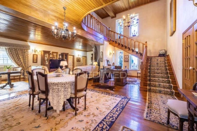 Moradia T6 para Venda em Porto de Mós - São João Baptista e São Pedro