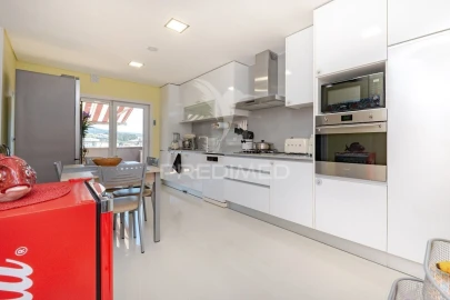 Apartamento T5 para Venda em Braga (Maximinos, Sé e Cividade)
