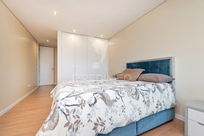 Apartamento T5 para Venda em Braga (Maximinos, Sé e Cividade)