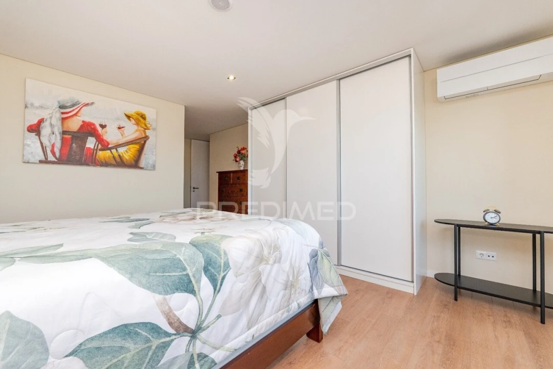 Apartamento T5 para Venda em Braga (Maximinos, Sé e Cividade) Foto 10