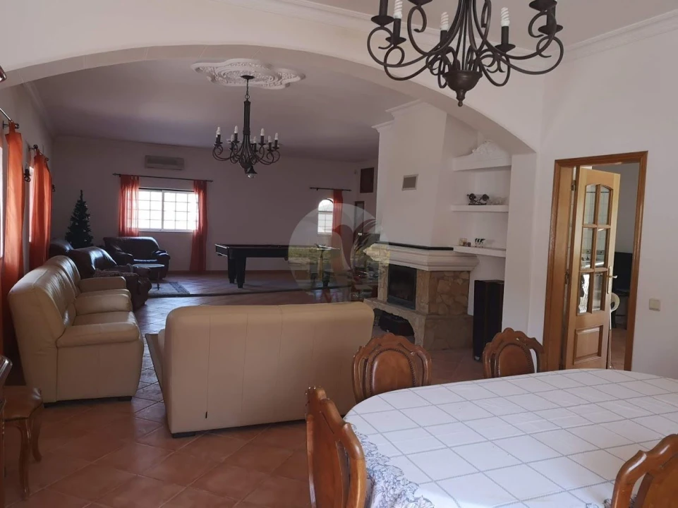 Moradia T4 para Venda em Querença, Tôr e Benafim Foto 8