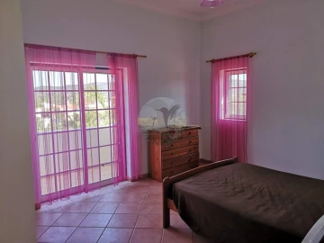 Moradia T4 para Venda em Querença, Tôr e Benafim