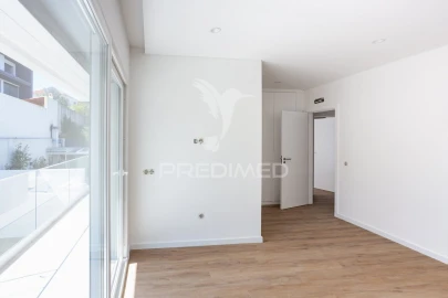 Moradia T5 para Venda em Santa Iria de Azoia, São João da Talha e Bobadela