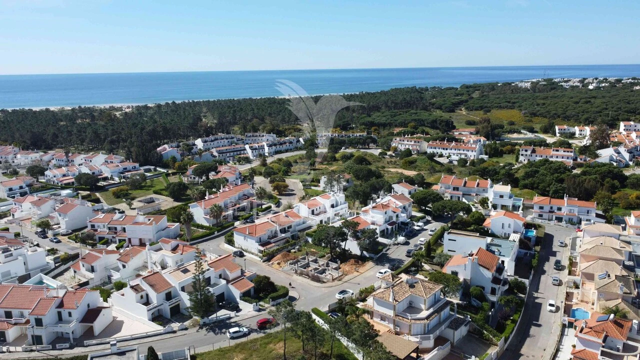 Moradia T3 para Venda em Castro Marim Foto 6