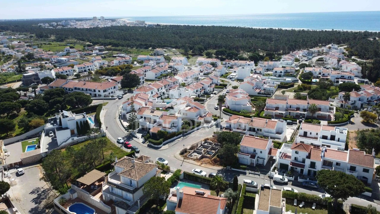 Moradia T3 para Venda em Castro Marim Foto 5