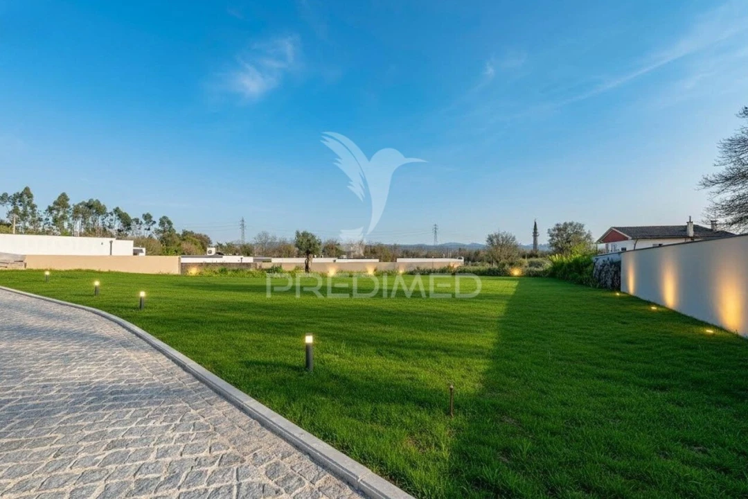 Moradia T3 para Venda em Lago Foto 33