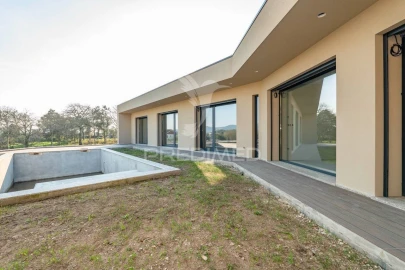 Moradia T3 para Venda em Lago