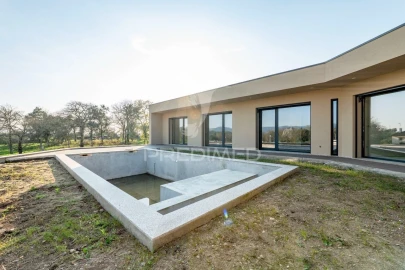 Moradia T3 para Venda em Lago