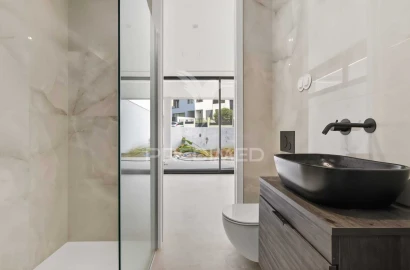 Moradia T5 para Venda em Madalena