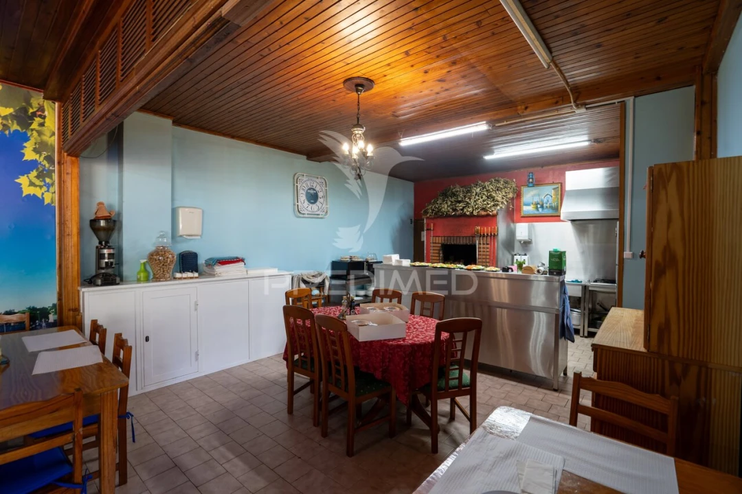 Moradia T3 para Venda em Santo Antonio da Serra Foto 27