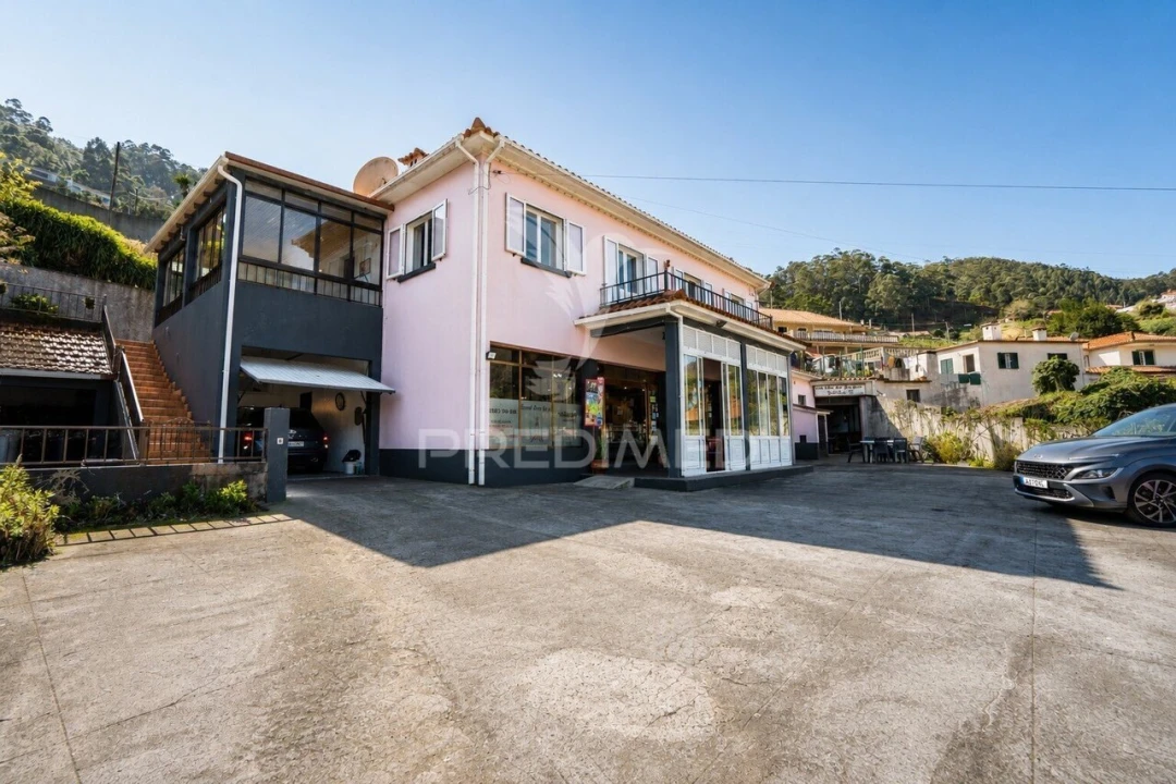 Moradia T3 para Venda em Santo Antonio da Serra Foto 27