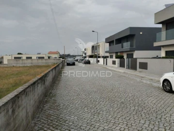 Terreno para Venda em Póvoa de Varzim, Beiriz e Argivai