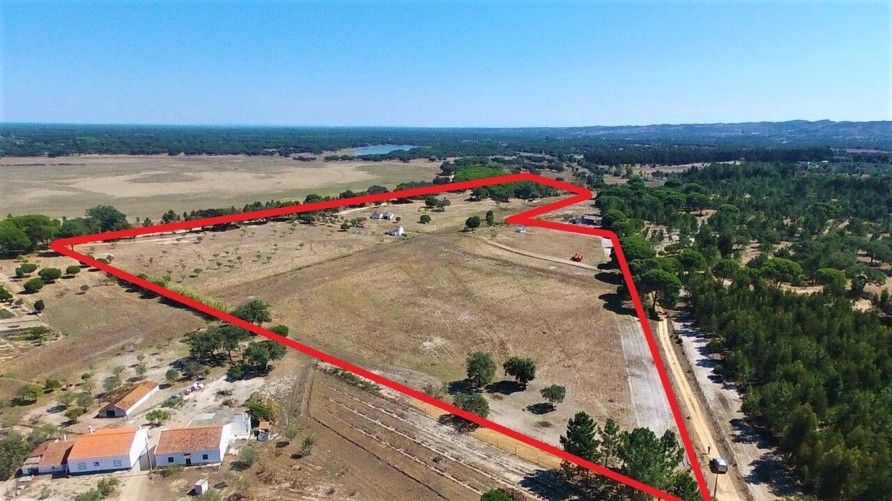 Terreno para Venda em Grândola e Santa Margarida da Serra Foto 1