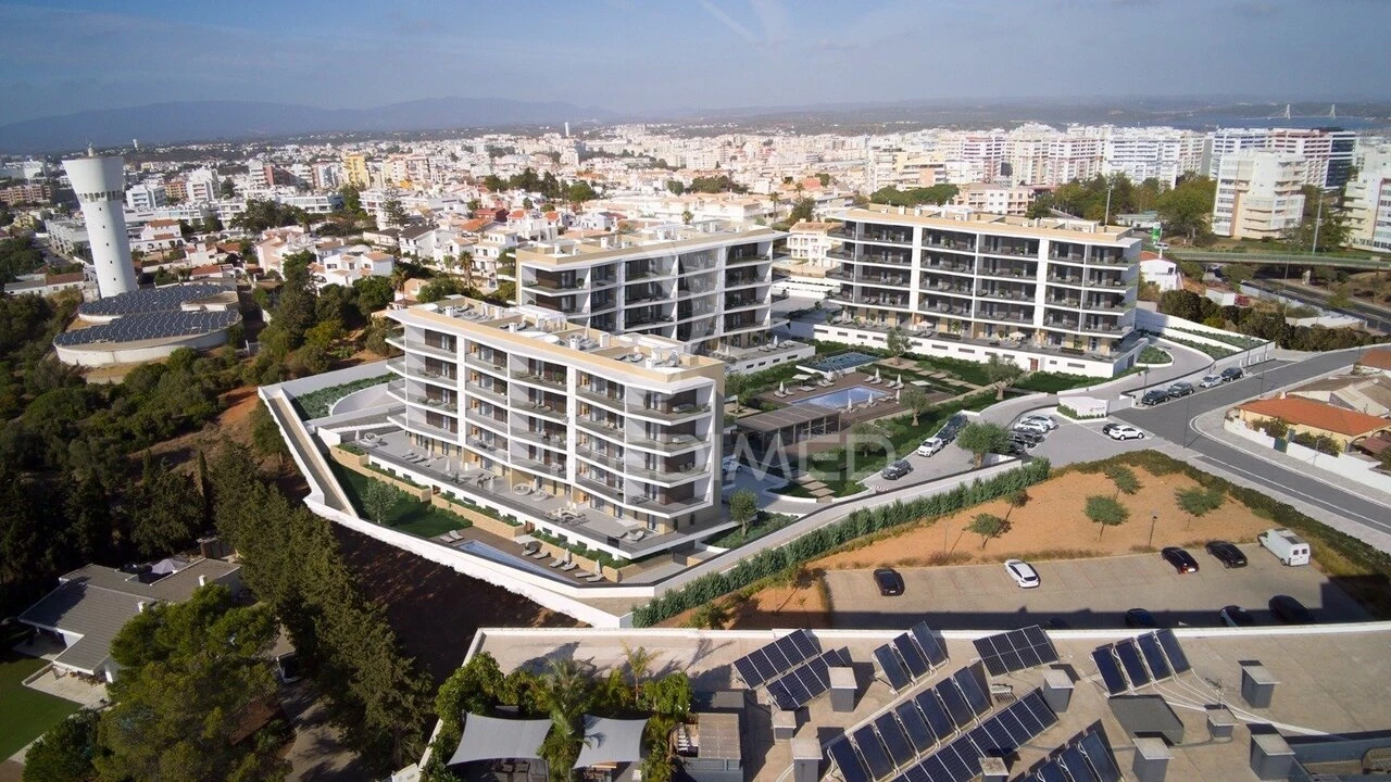 Apartamento T2 para Venda em Portimão Foto 7