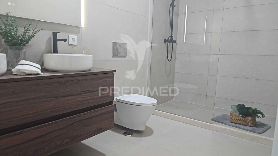 Apartamento T3 para Venda em Benfica Foto 7
