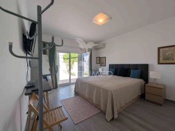 Moradia T4 para Venda em Monte Gordo