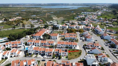 Moradia T4 para Venda em Monte Gordo